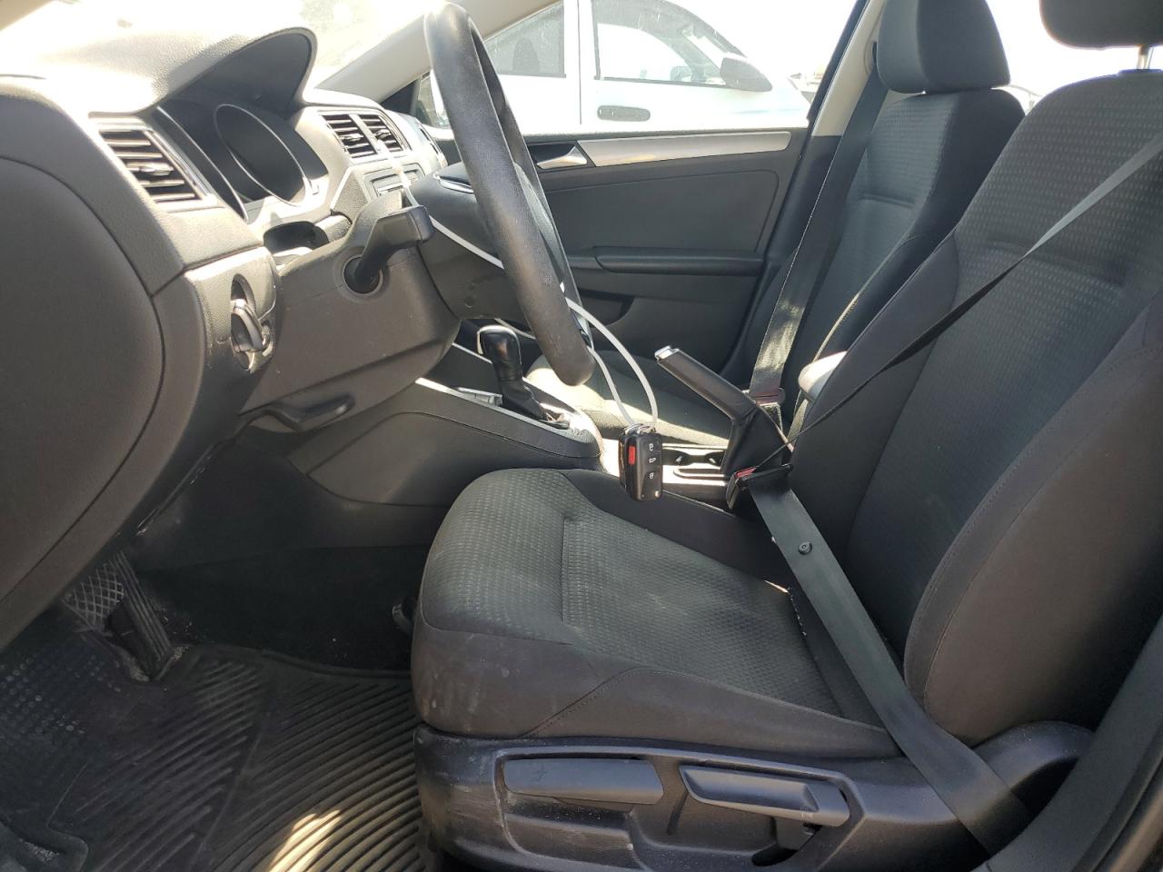 2015 Volkswagen Jetta Se VIN: 3VWD17AJ4FM316695 Lot: 81146105