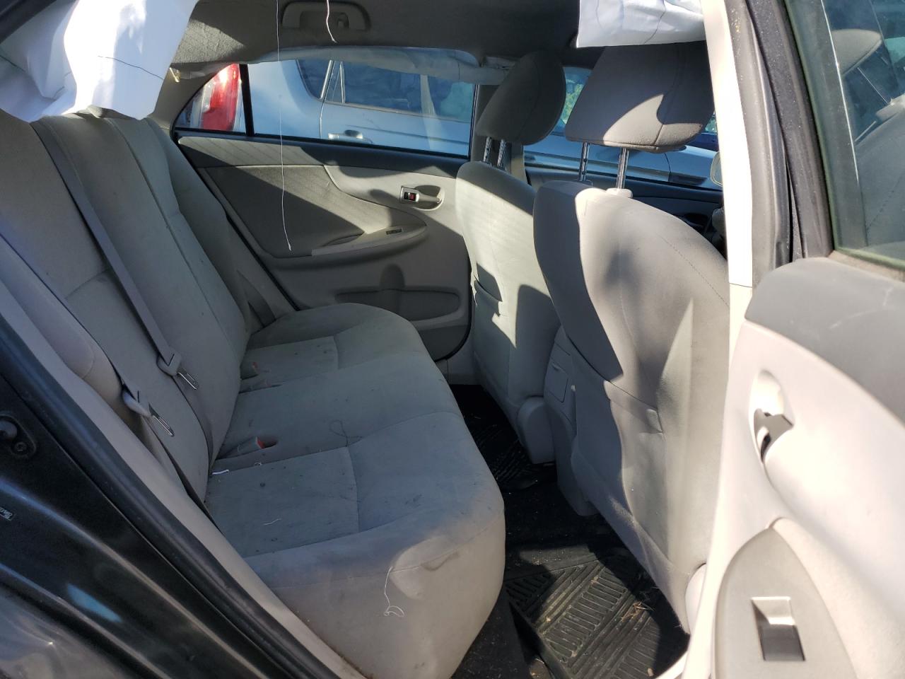 2010 Toyota Corolla Base VIN: 2T1BU4EE3AC331882 Lot: 84768595