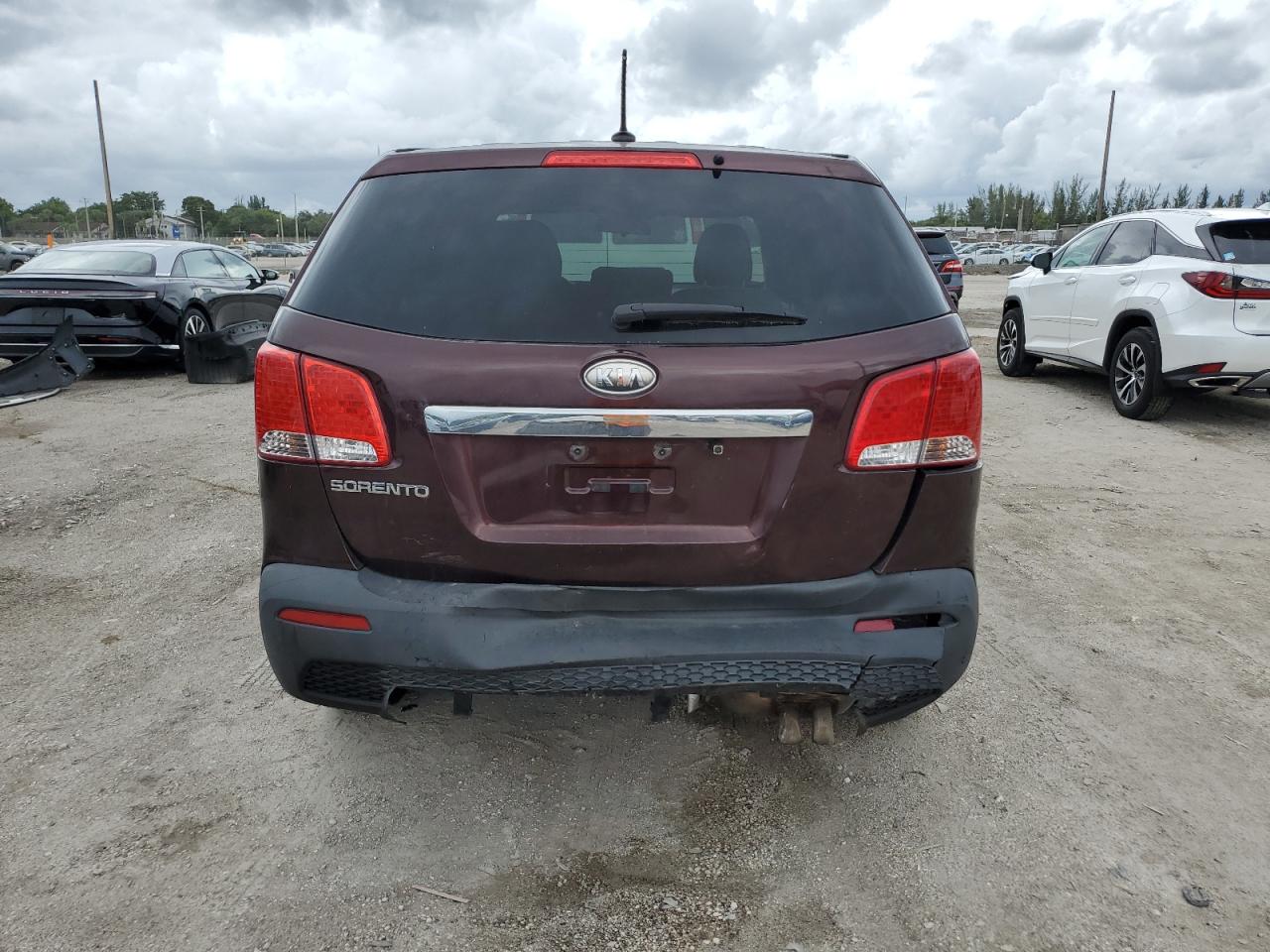 2012 Kia Sorento Base VIN: 5XYKT4A19CG289652 Lot: 85661705