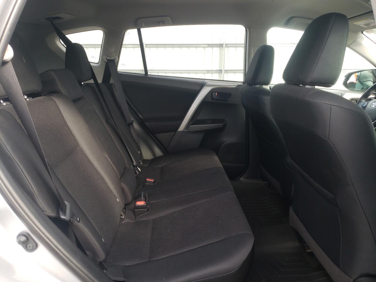 2018 Toyota Rav4 Le VIN: 2T3BFREV7JW854447 Lot: 86074945