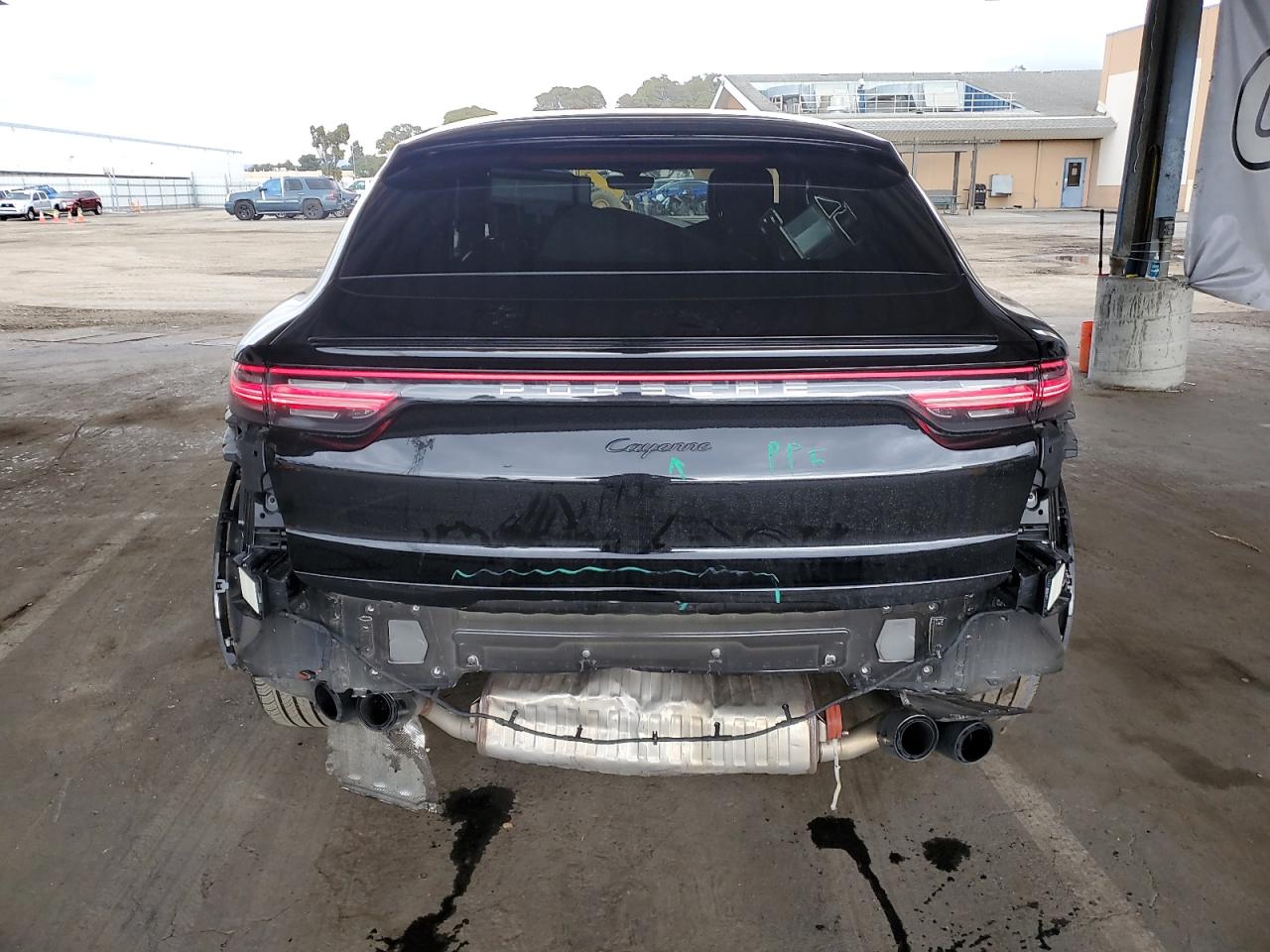 2022 Porsche Cayenne Coupe VIN: WP1BA2AY1NDA48742 Lot: 86841515