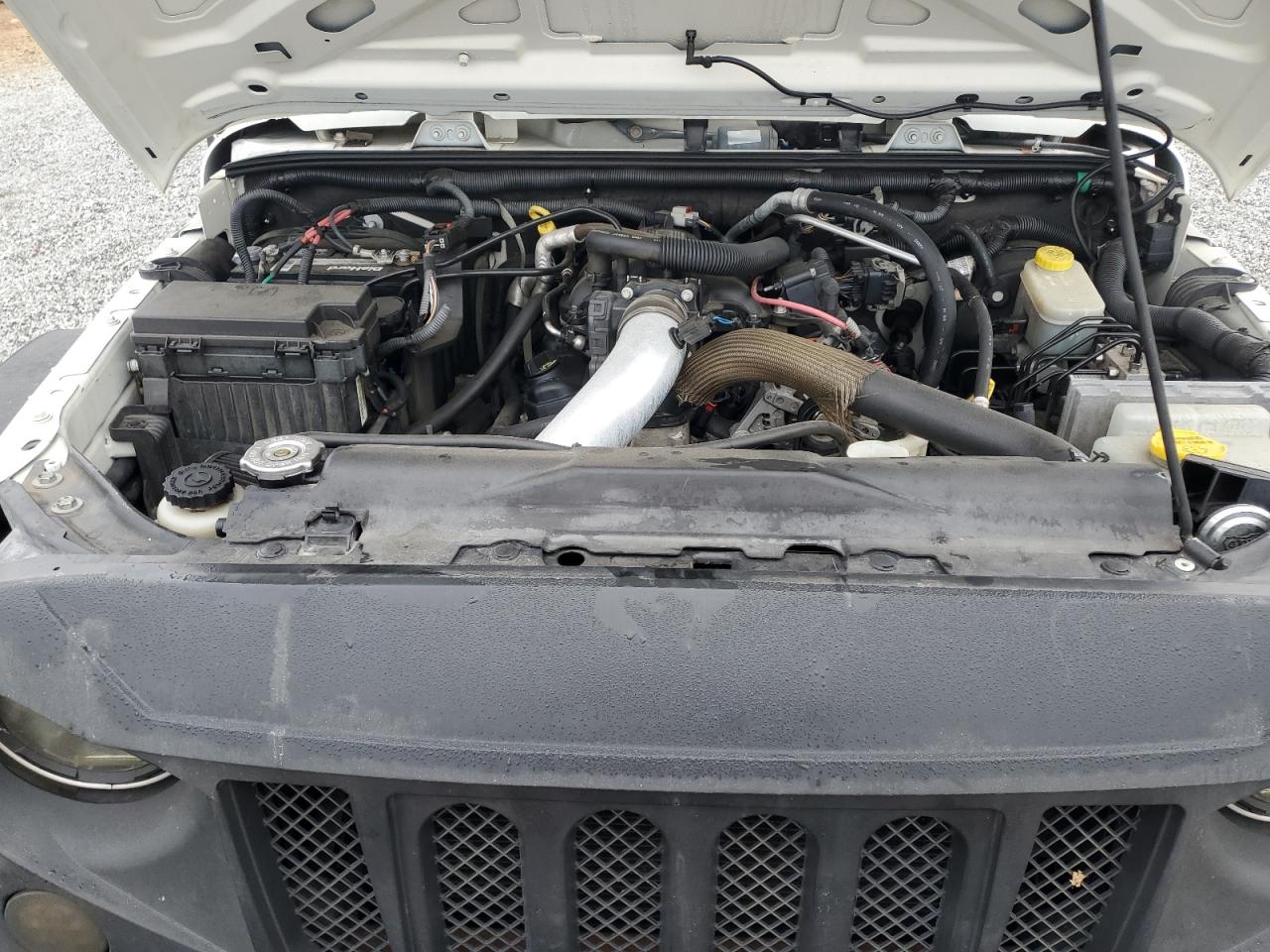 2010 Jeep Wrangler Unlimited Sport VIN: 1J4HA3H13AL117144 Lot: 84412555