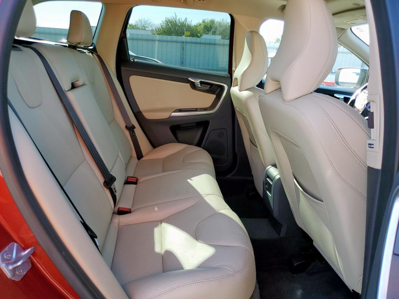 2017 Volvo Xc60 T5 Dynamic VIN: YV440MDR4H2208445 Lot: 86301455