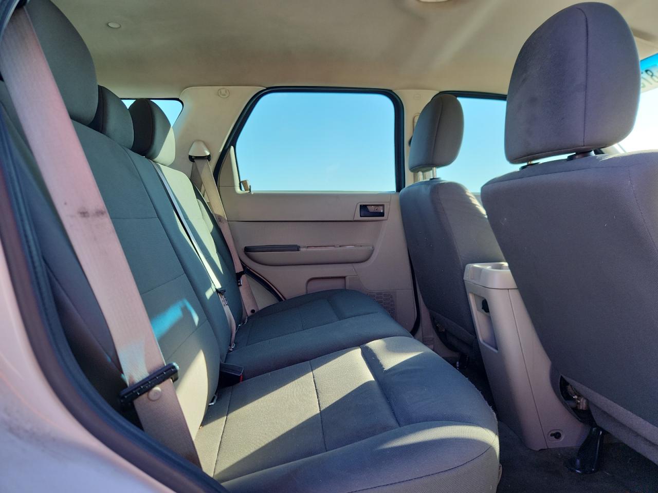 2011 Ford Escape Xls VIN: 1FMCU0C78BKC53886 Lot: 87394545
