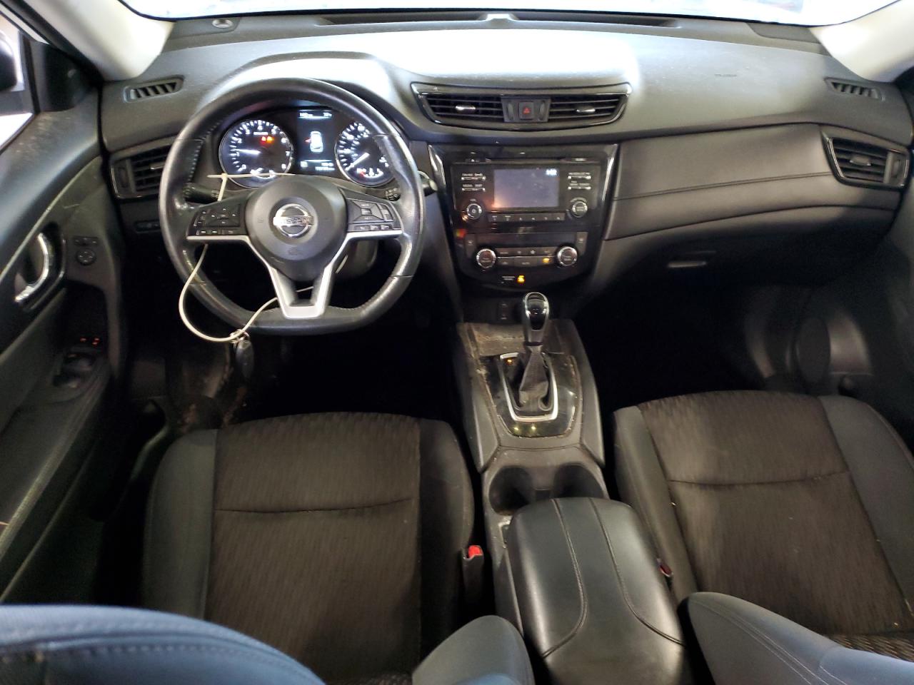 2017 Nissan Rogue S VIN: 5N1AT2MT4HC820034 Lot: 81945595