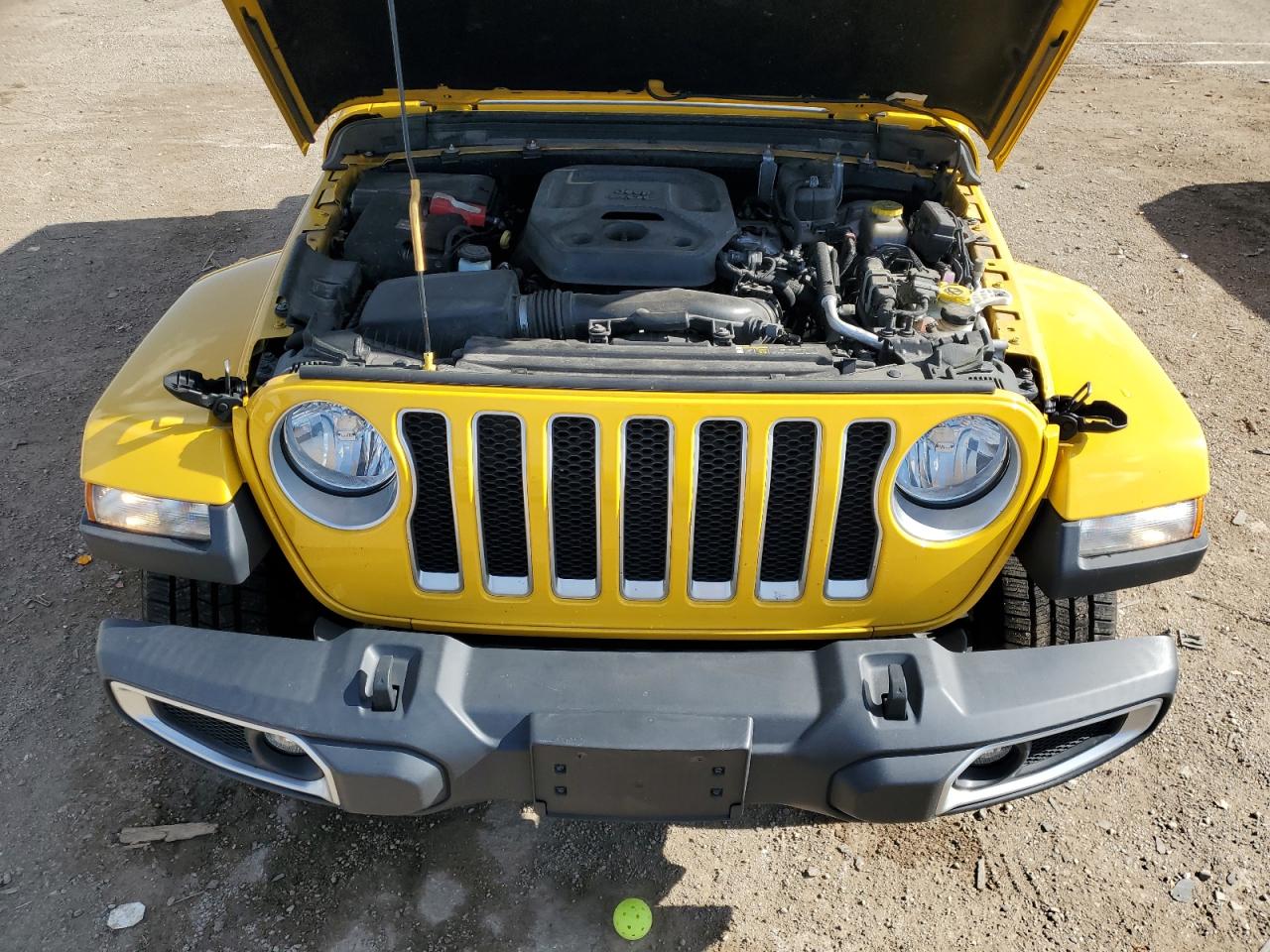 2018 Jeep Wrangler Unlimited Sahara VIN: 1C4HJXEN6JW315218 Lot: 84303625