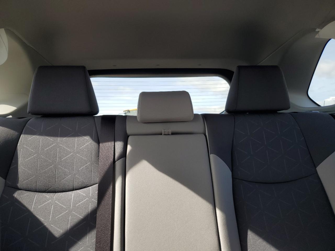 2025 Toyota Rav4 Xle VIN: JTMRWRFV5SD602000 Lot: 85169965