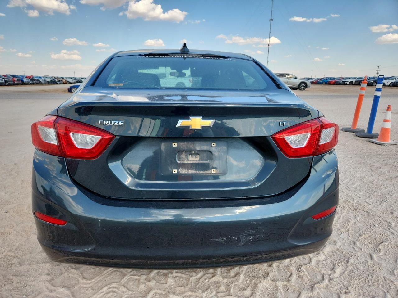 2018 Chevrolet Cruze Lt VIN: 1G1BE5SMXJ7113303 Lot: 84982465