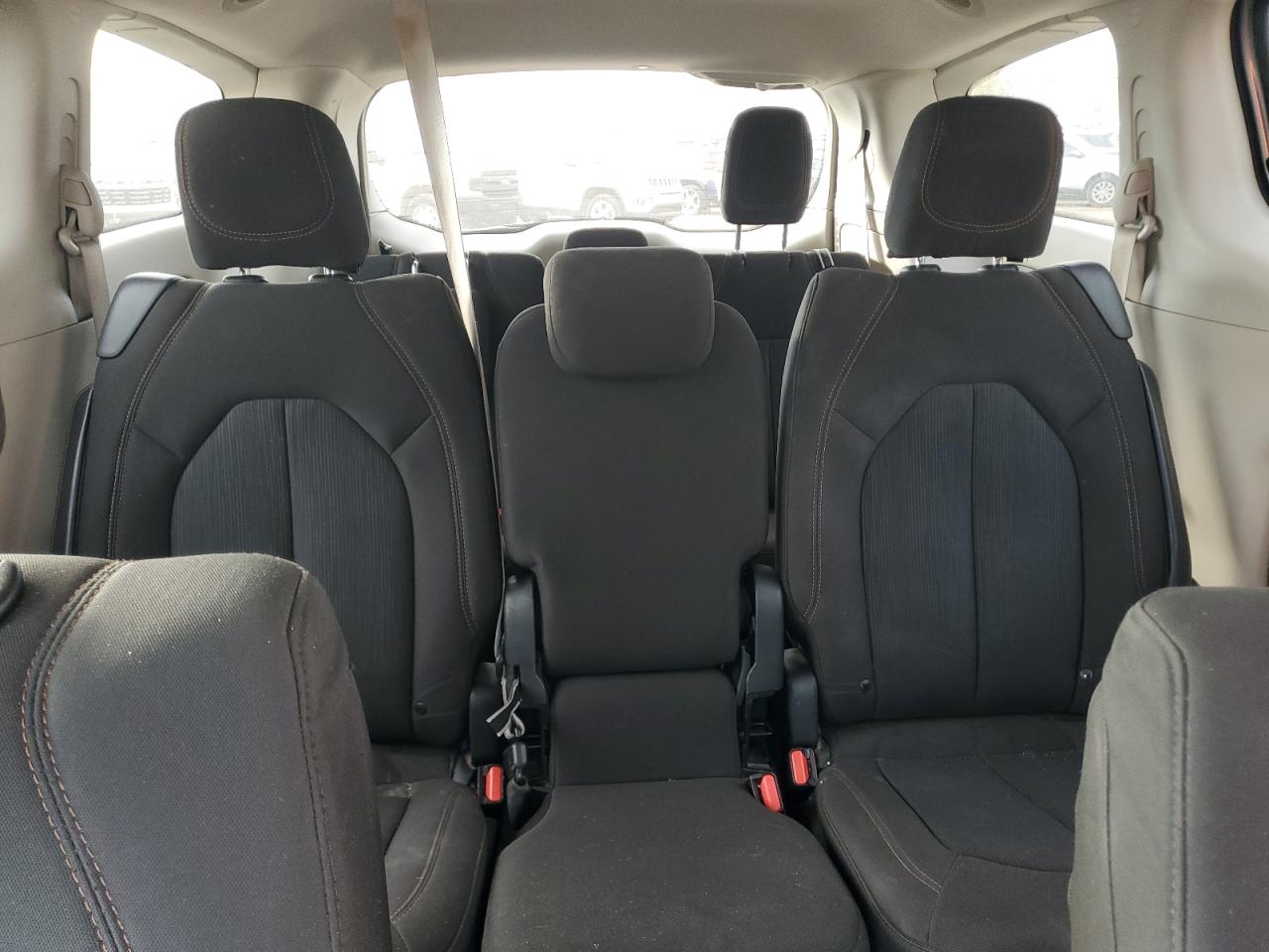 2017 Chrysler Pacifica Touring VIN: 2C4RC1DG8HR607566 Lot: 82429605