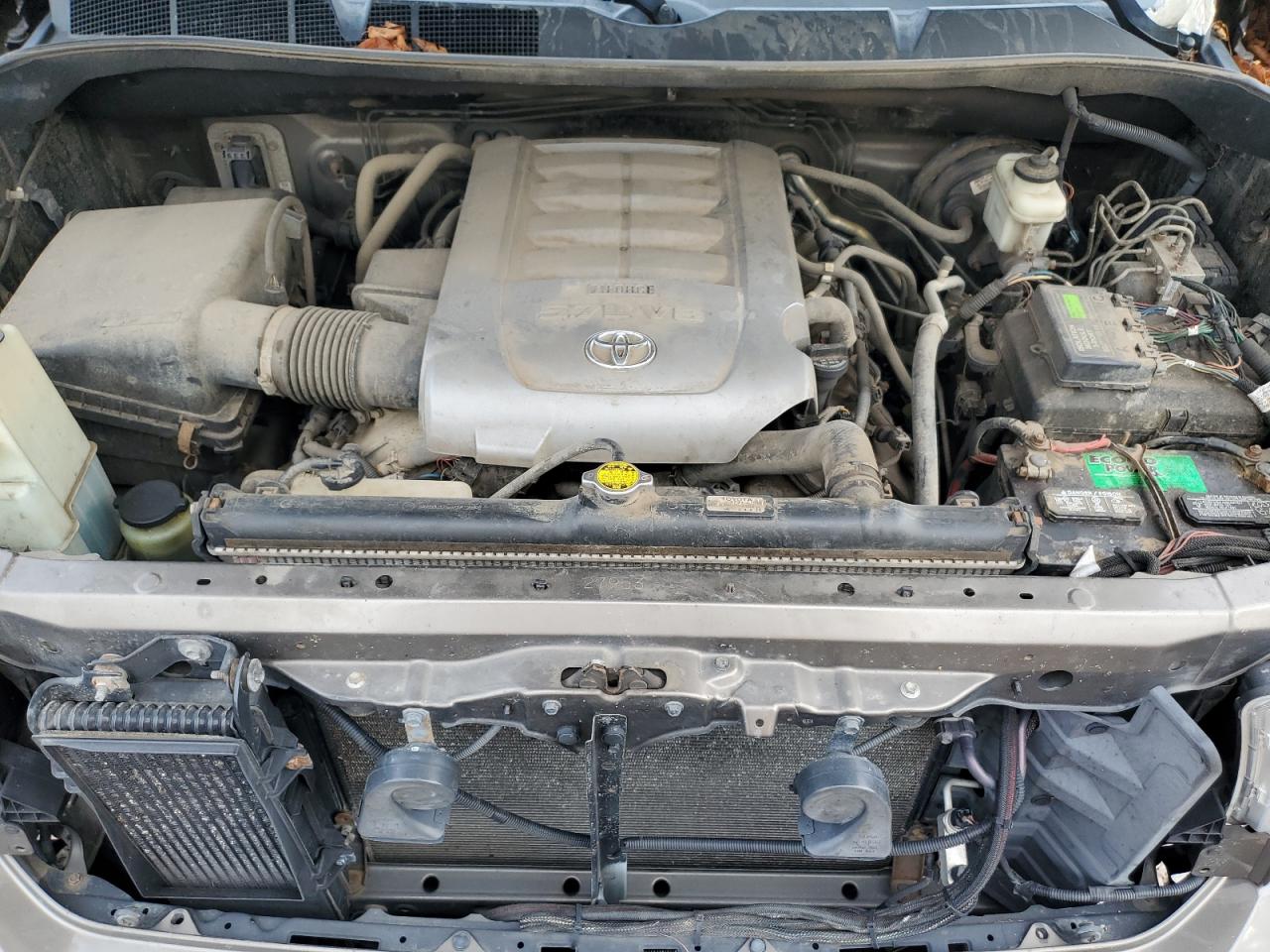 2010 Toyota Tundra Crewmax Limited VIN: 5TFHY5F19AX101748 Lot: 84536695