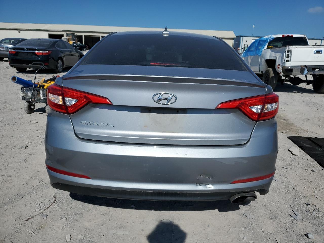 2017 Hyundai Sonata Se VIN: 5NPE24AF4HH519982 Lot: 81936125