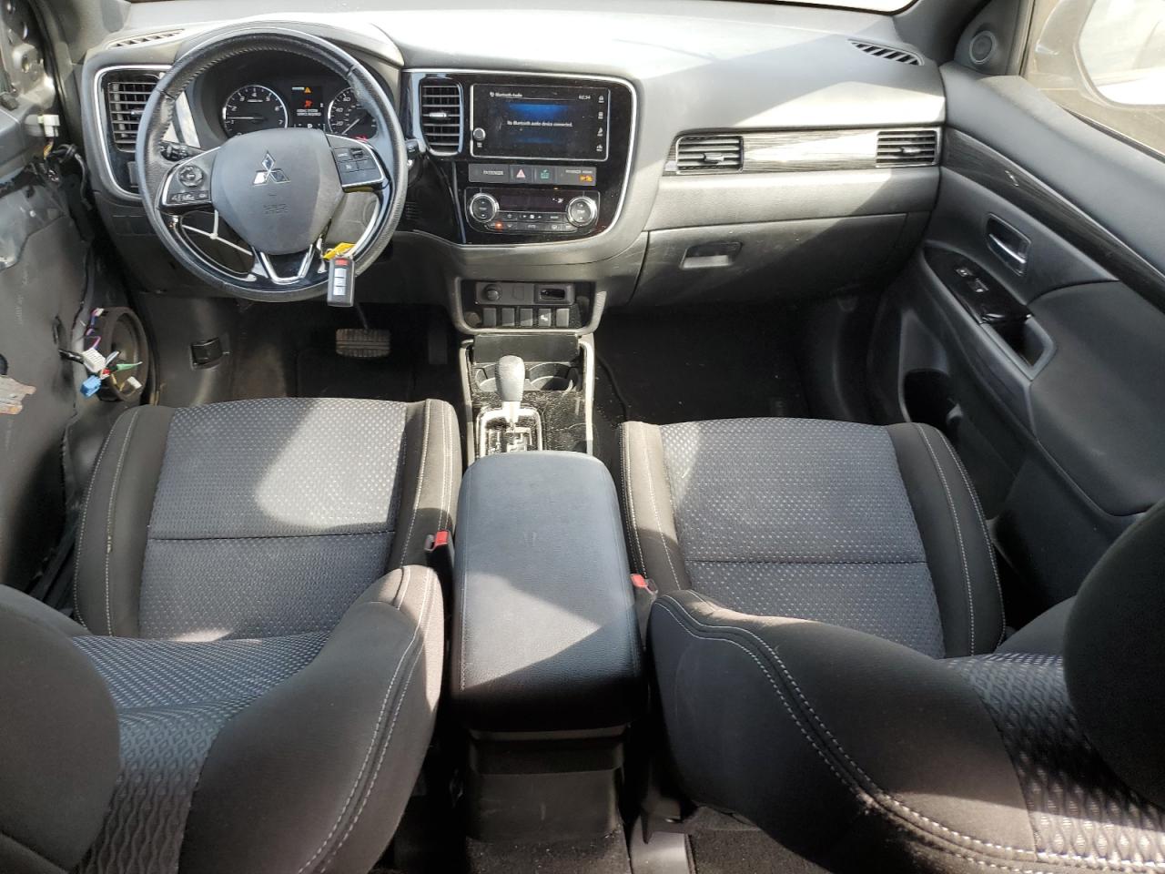 2018 Mitsubishi Outlander Se VIN: JA4AZ3A3XJZ023782 Lot: 84819265