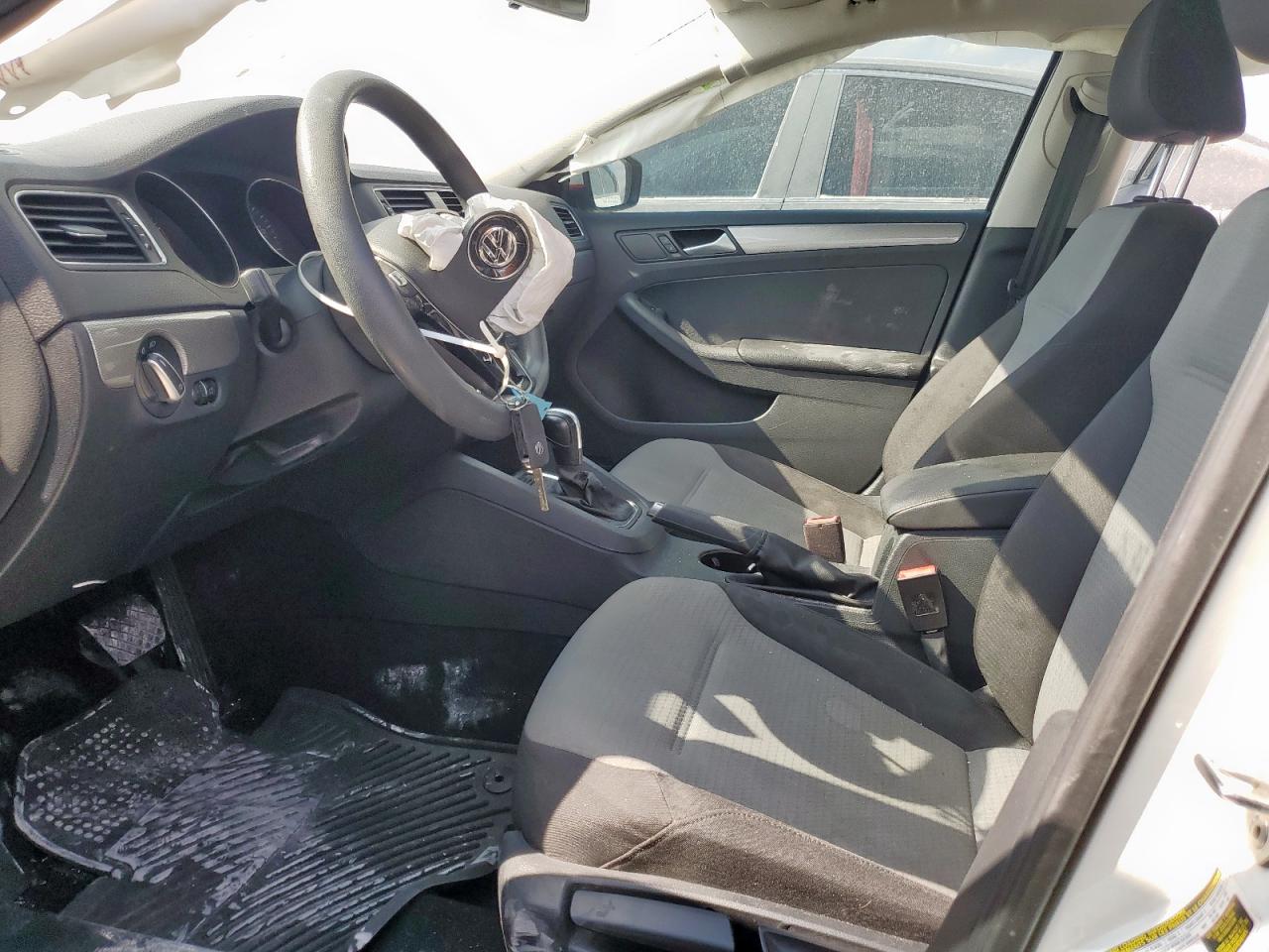 2017 Volkswagen Jetta S VIN: 3VW2B7AJ3HM380055 Lot: 85082755