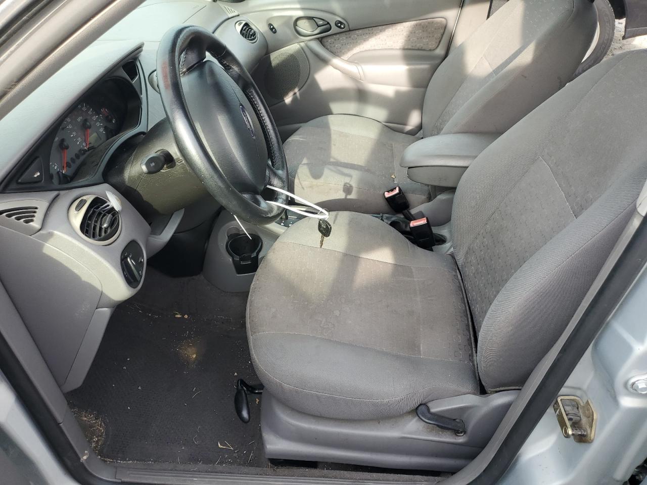 2003 Ford Focus Zx5 VIN: 3FAFP37323R131044 Lot: 85311235