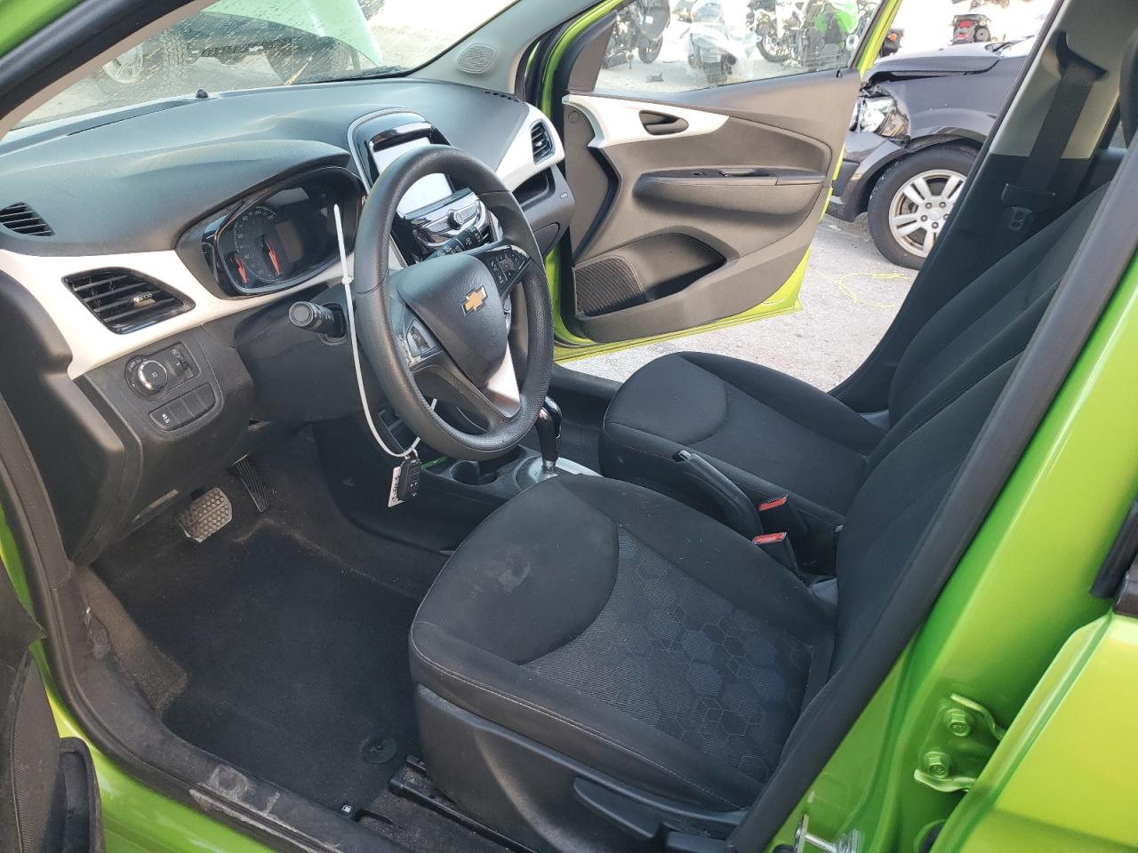 2016 Chevrolet Spark 1Lt VIN: KL8CD6SA6GC587803 Lot: 84641025