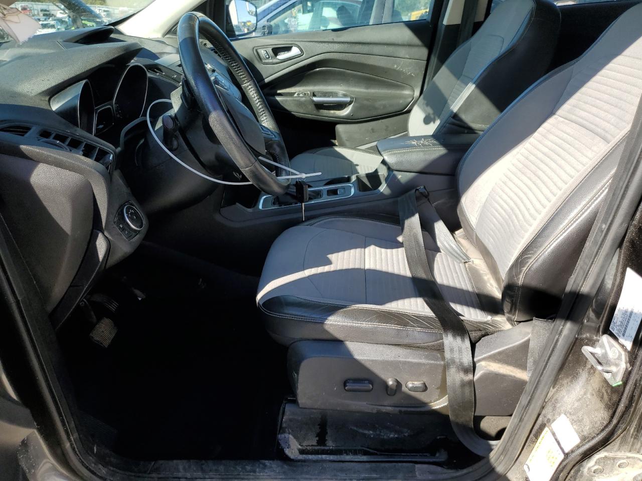 2017 Ford Escape Se VIN: 1FMCU9G92HUB80267 Lot: 87454075