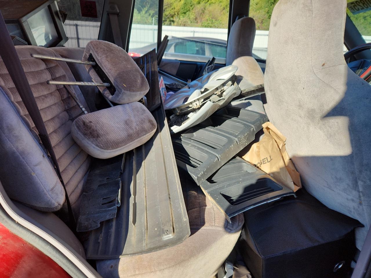 1994 Jeep Grand Cherokee Laredo VIN: 1J4FX58S5RC174094 Lot: 85900825