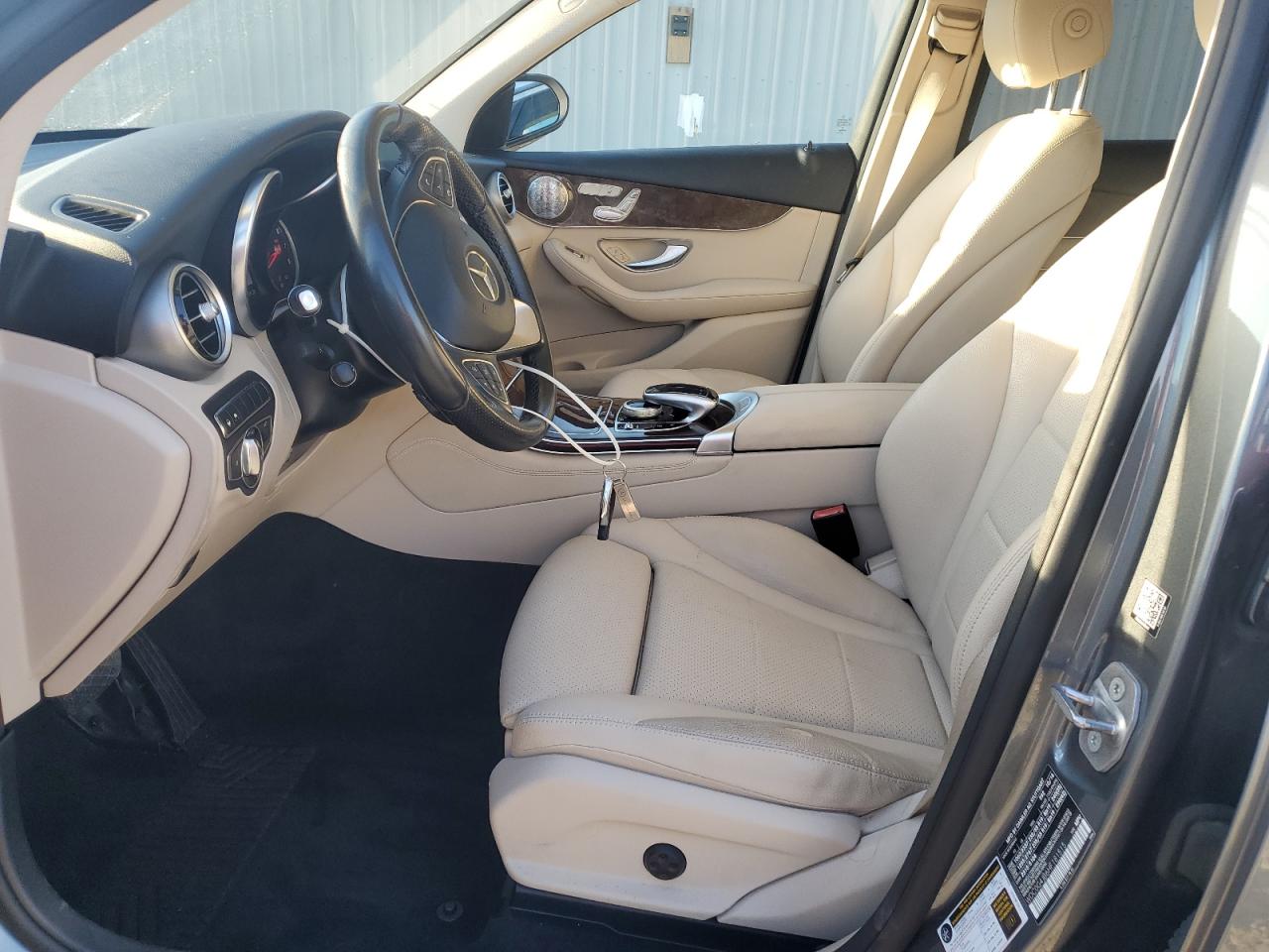 2017 Mercedes-Benz Glc 300 VIN: WDC0G4JB6HF181515 Lot: 84442375