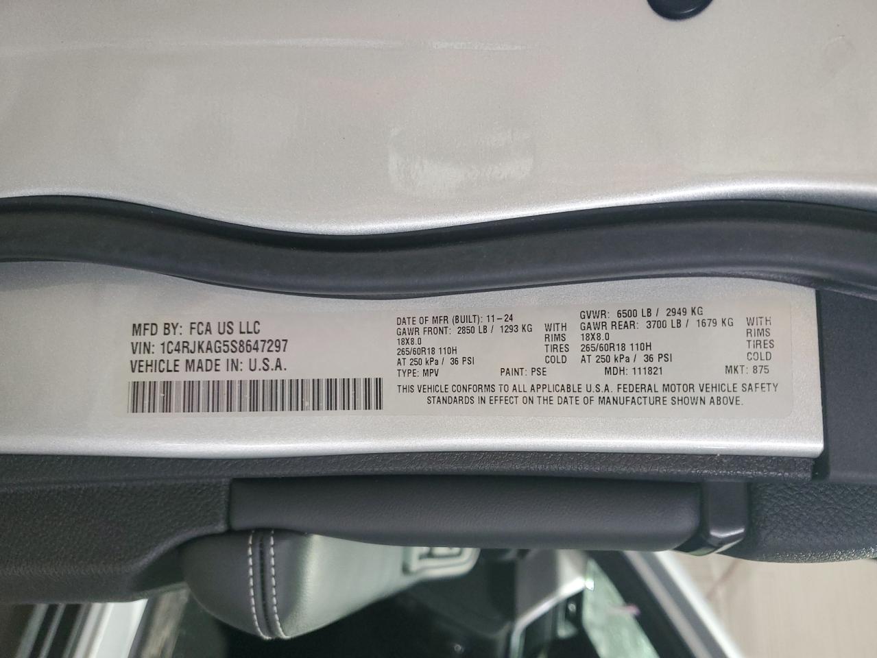 2025 Jeep Grand Cherokee L Laredo VIN: 1C4RJKAG5S8647297 Lot: 85648035