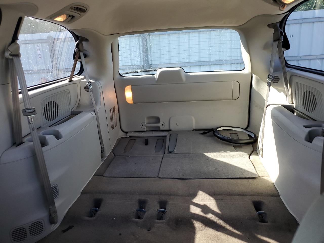 2005 Dodge Grand Caravan Sxt VIN: 2D4GP44L15R220687 Lot: 85276095