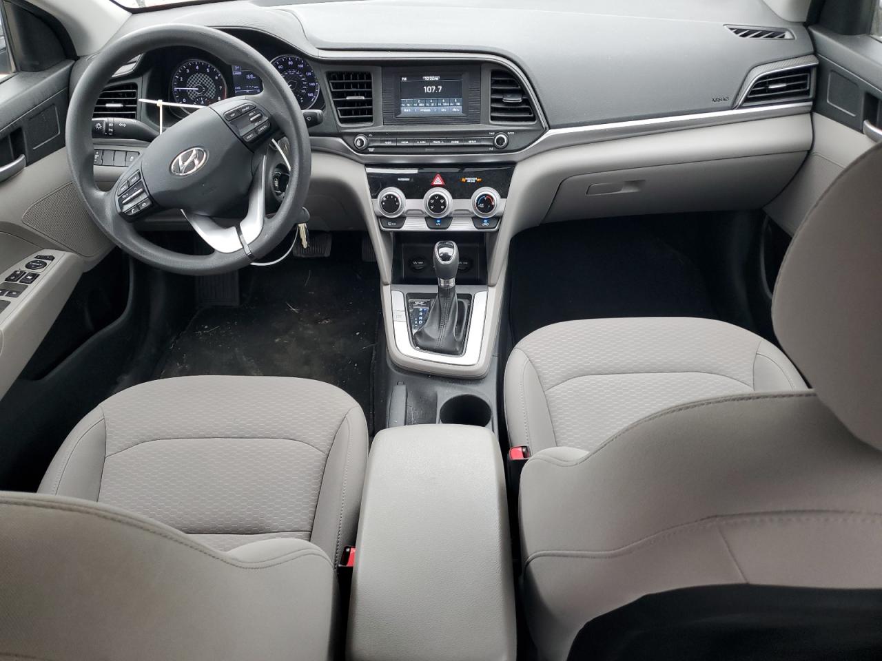 2019 Hyundai Elantra Se VIN: 5NPD74LF9KH489511 Lot: 82431135