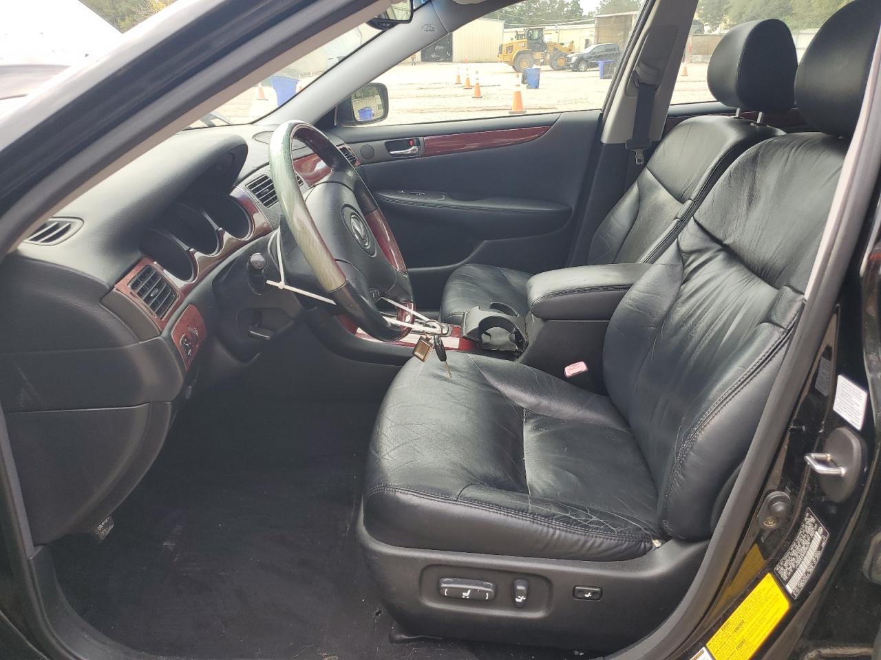 2004 Lexus Es 330 VIN: JTHBA30G545045270 Lot: 84725855