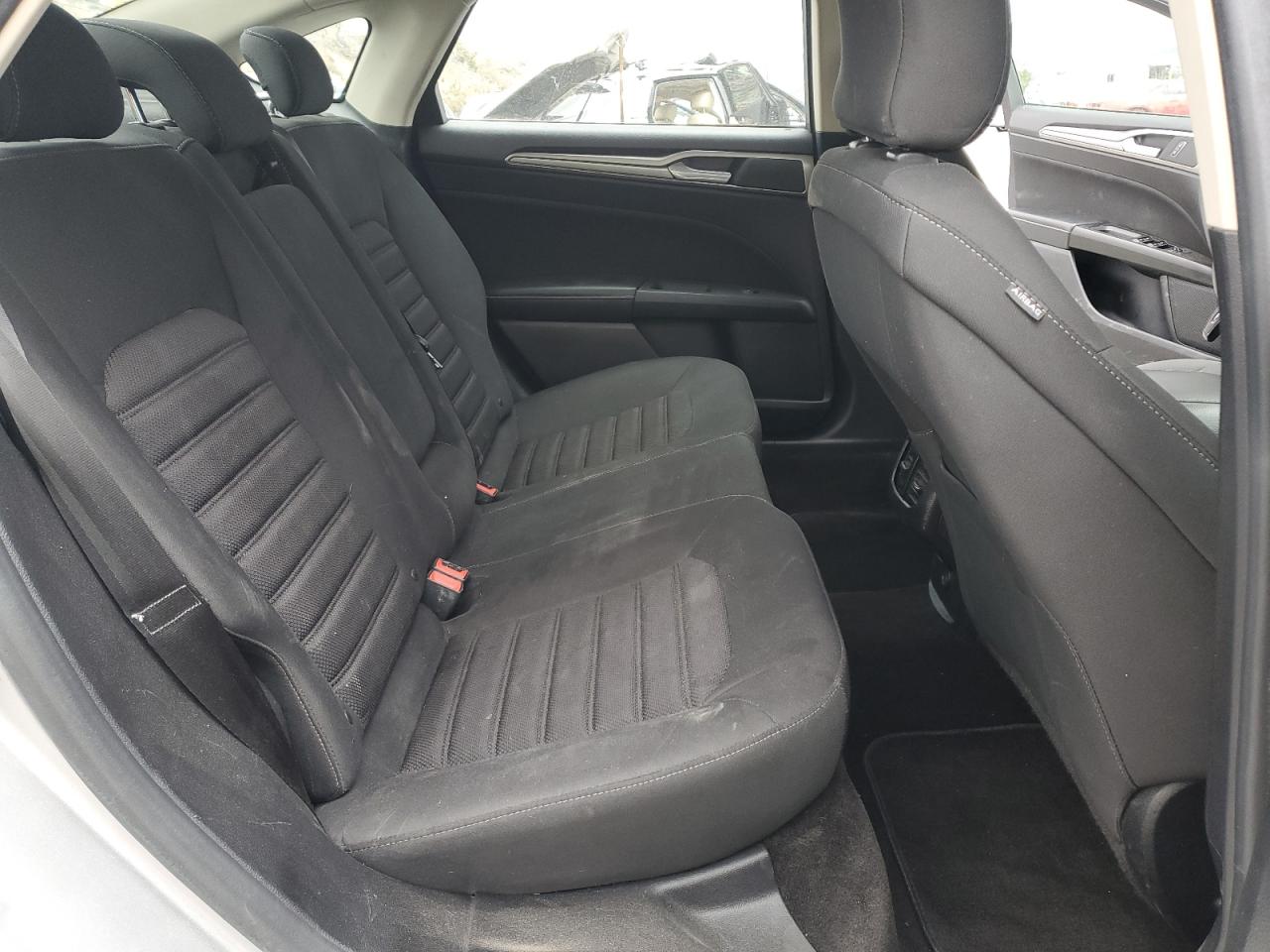 2018 Ford Fusion Se VIN: 3FA6P0H75JR136994 Lot: 86339925