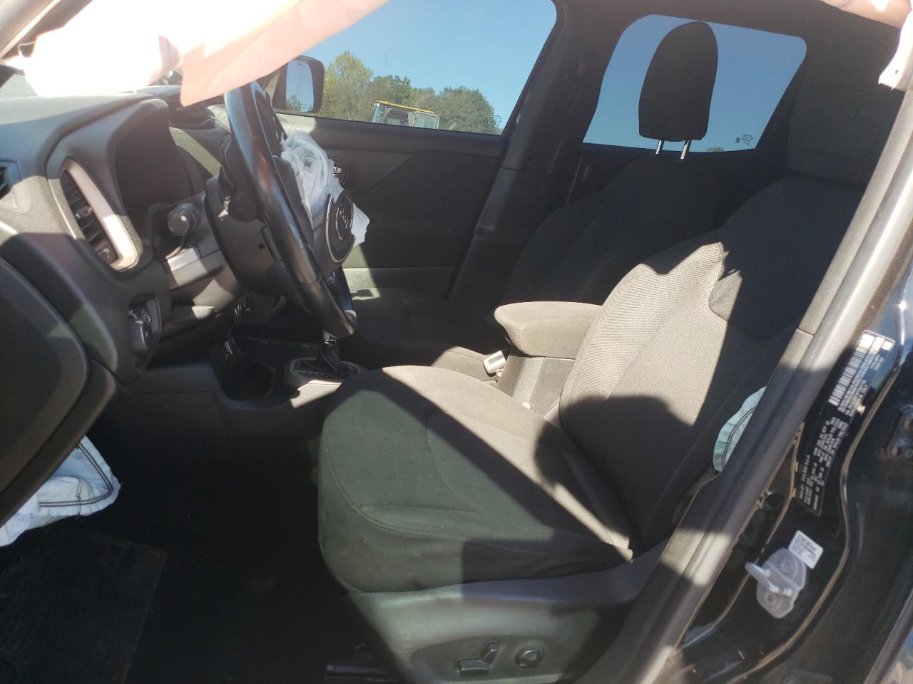 2015 Jeep Renegade Latitude VIN: ZACCJABT8FPB91726 Lot: 84721045