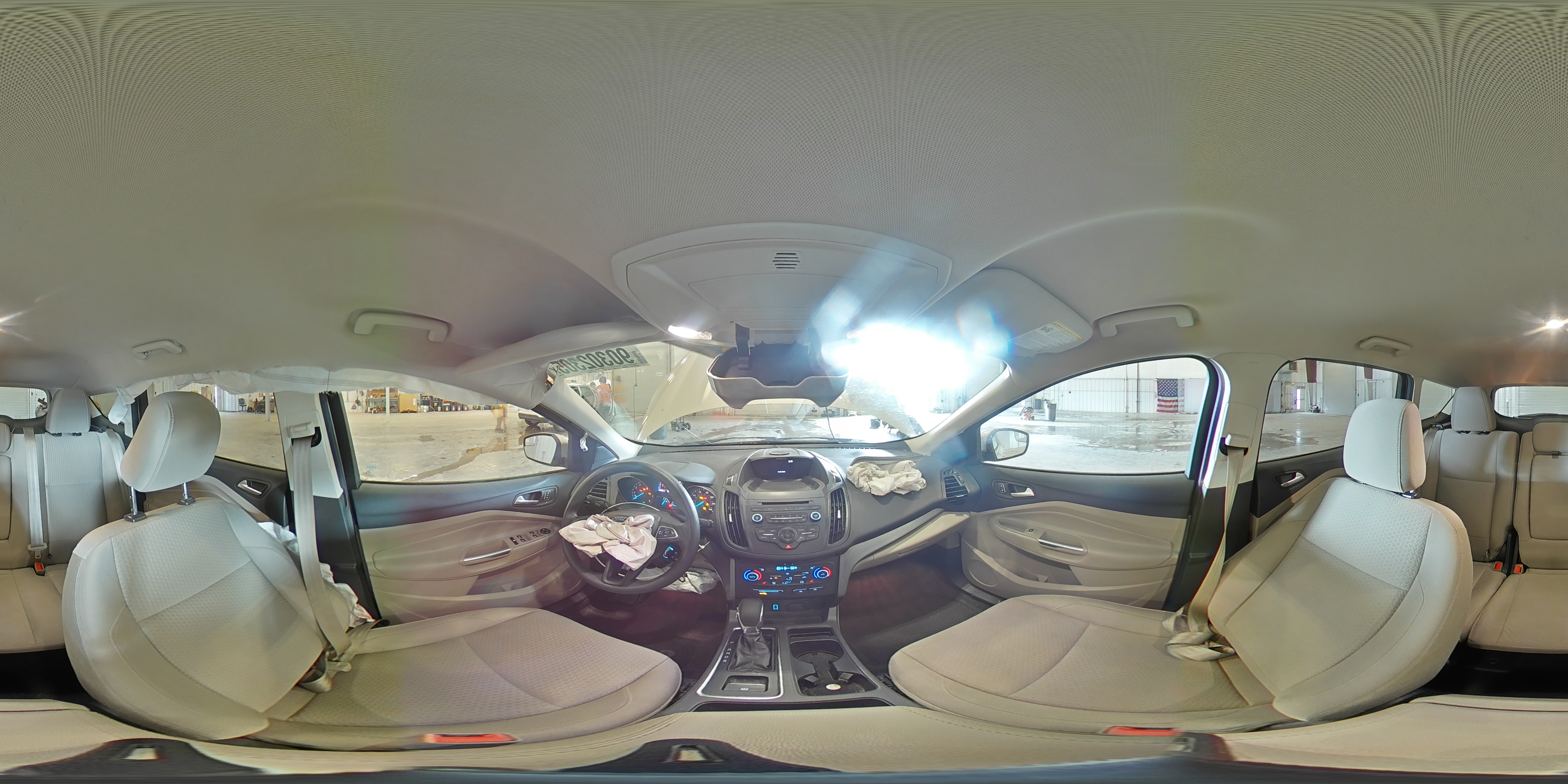 2018 Ford Escape Se VIN: 1FMCU9GD0JUA28062 Lot: 90302305