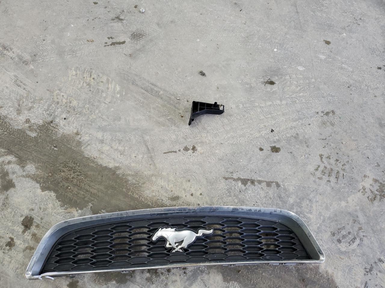 2013 Ford Mustang VIN: 1ZVBP8EM2D5203752 Lot: 90565325