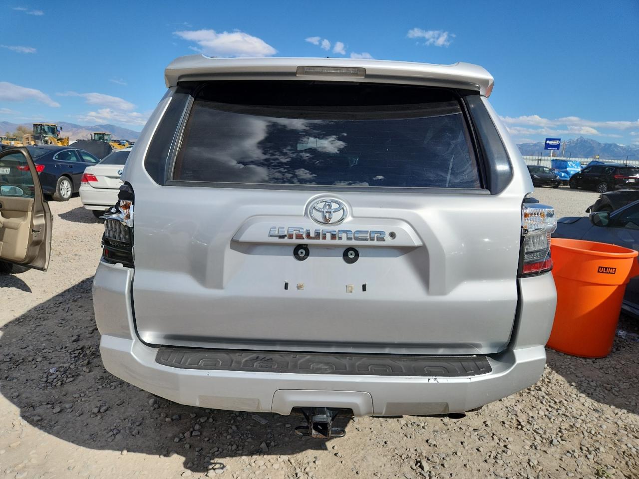 2015 Toyota 4Runner Sr5/Sr5 Premium VIN: JTEBU5JR9F5214936 Lot: 86106155