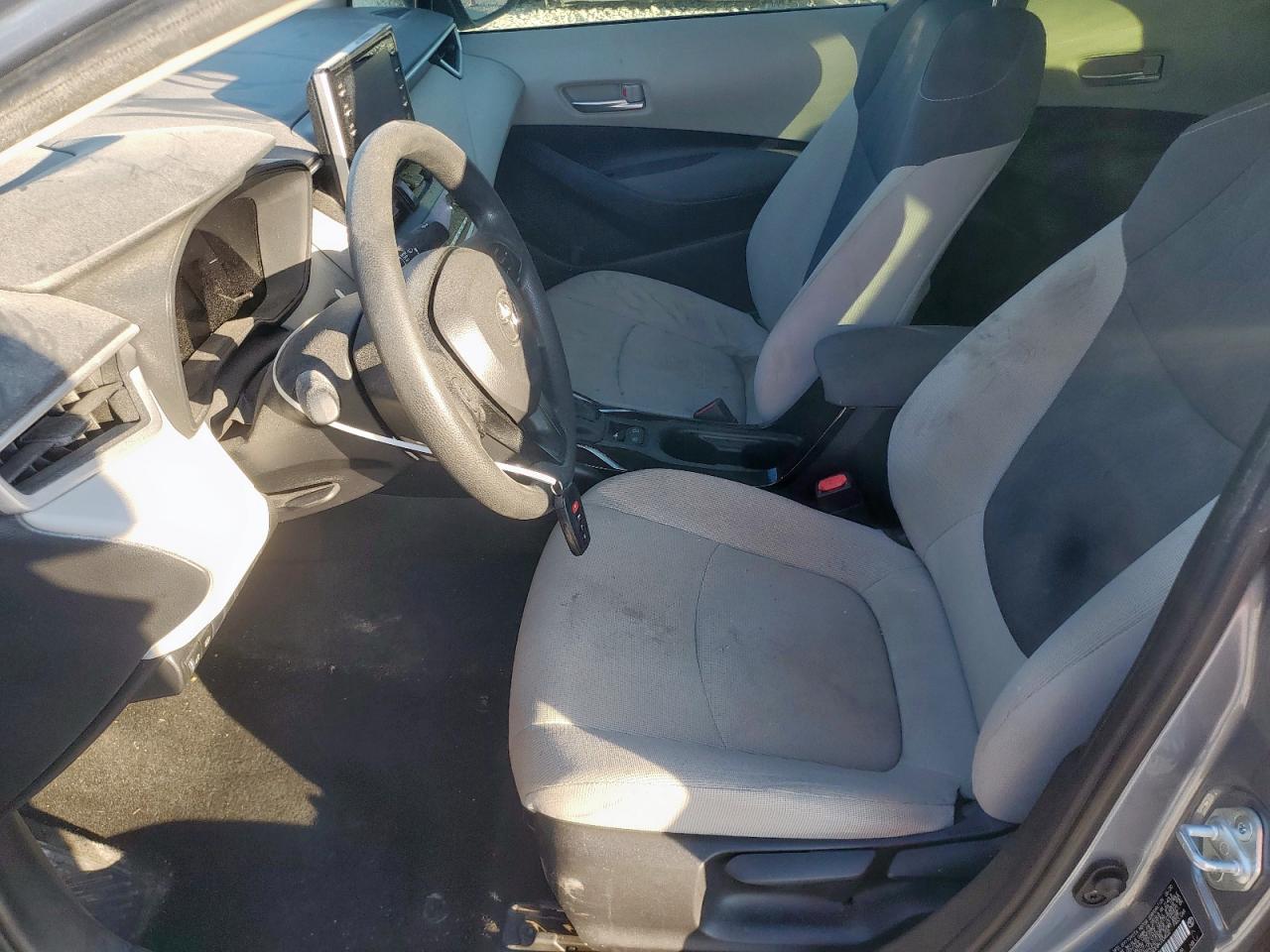 2021 Toyota Corolla Le VIN: JTDEAMDE8MJ004622 Lot: 82442855