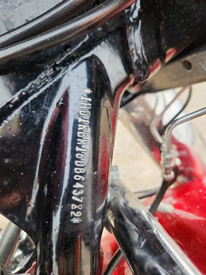 2013 Harley-Davidson Flhx Street Glide VIN: 1HD1KBM16DB643782 Lot: 90696515