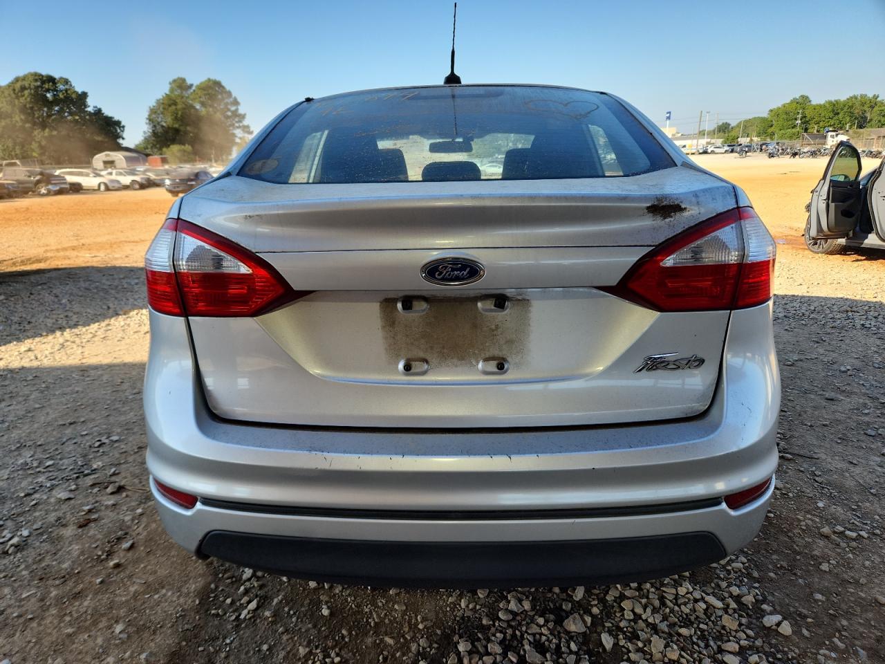 2014 Ford Fiesta S VIN: 3FADP4AJ3EM215927 Lot: 85175485