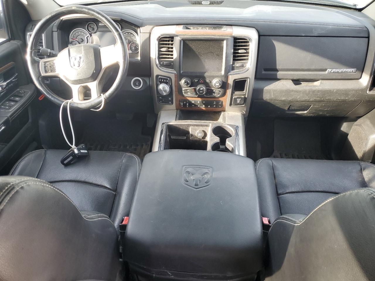 2015 Ram 1500 Laramie VIN: 1C6RR7NM2FS609290 Lot: 81998225