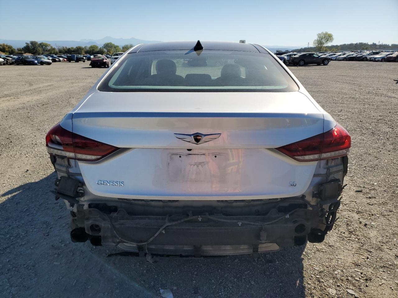 2015 Hyundai Genesis 5.0L VIN: KMHGN4JF3FU086332 Lot: 82313925