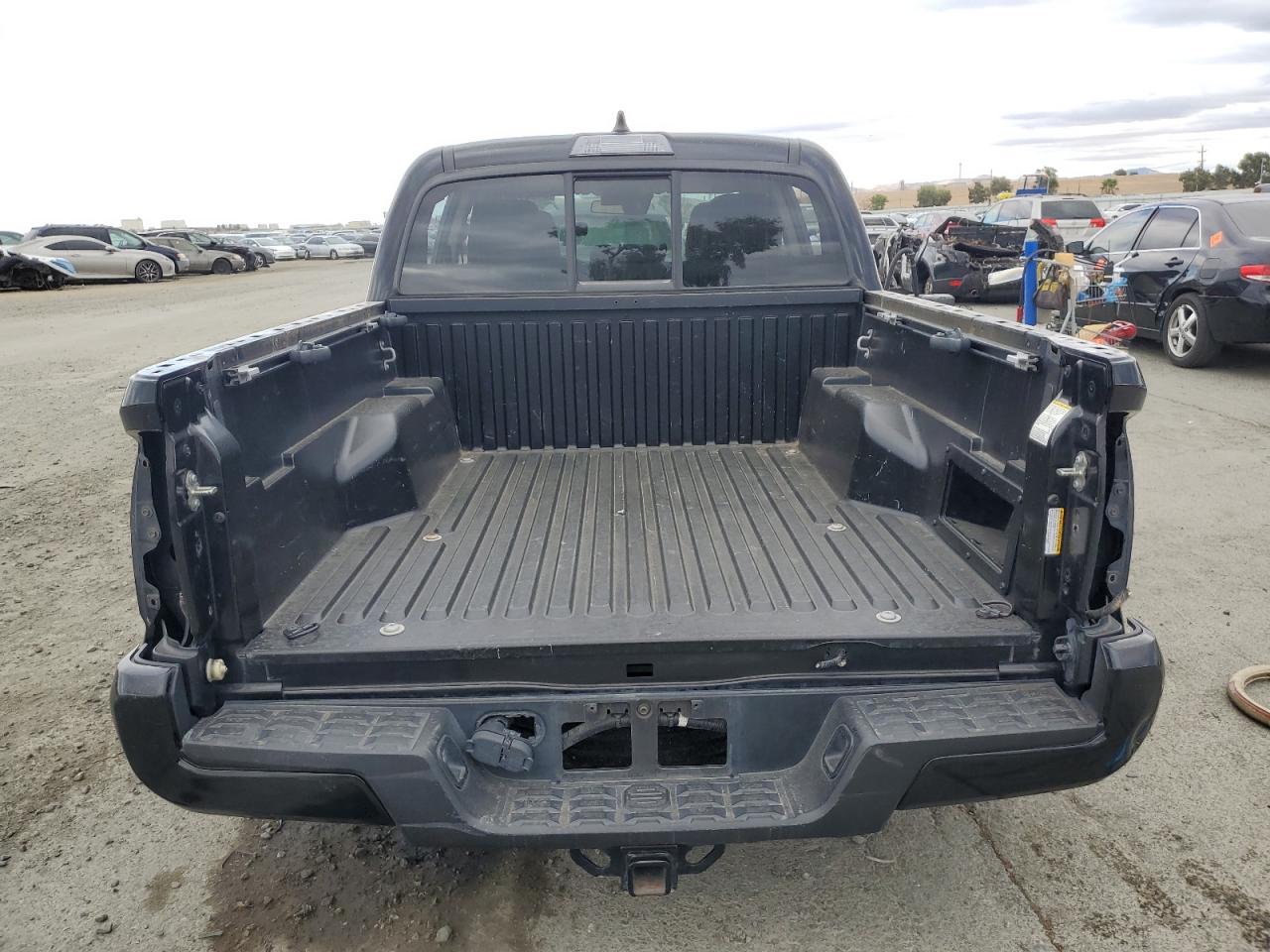 2020 Toyota Tacoma Double Cab VIN: 3TMCZ5AN9LM352327 Lot: 84929985