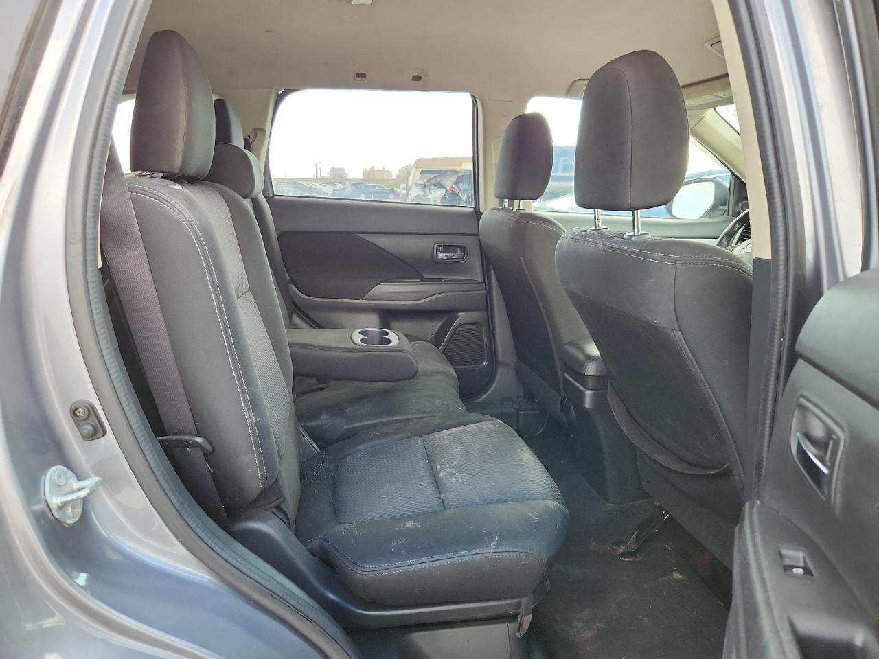 2016 Mitsubishi Outlander Se VIN: JA4AD3A30GZ042199 Lot: 85328355