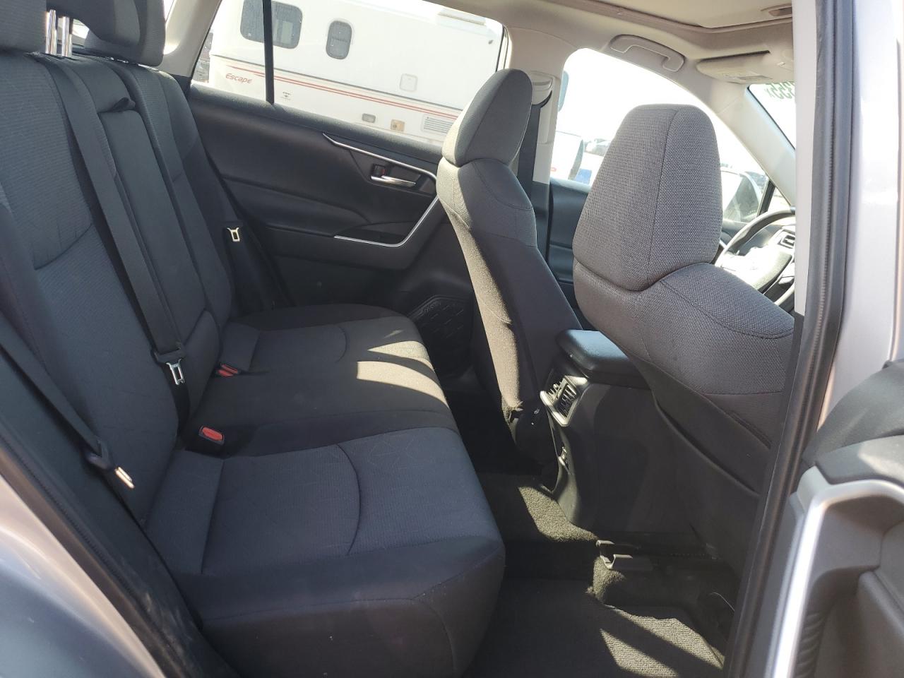 2022 Toyota Rav4 Xle VIN: 2T3P1RFV2NC272590 Lot: 85897355