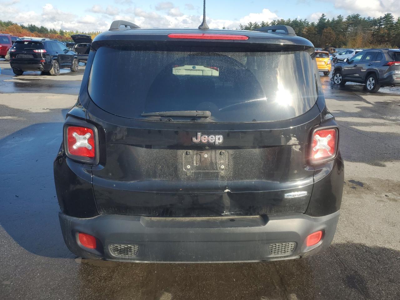 2017 Jeep Renegade Latitude VIN: ZACCJABB4HPE58127 Lot: 87465375