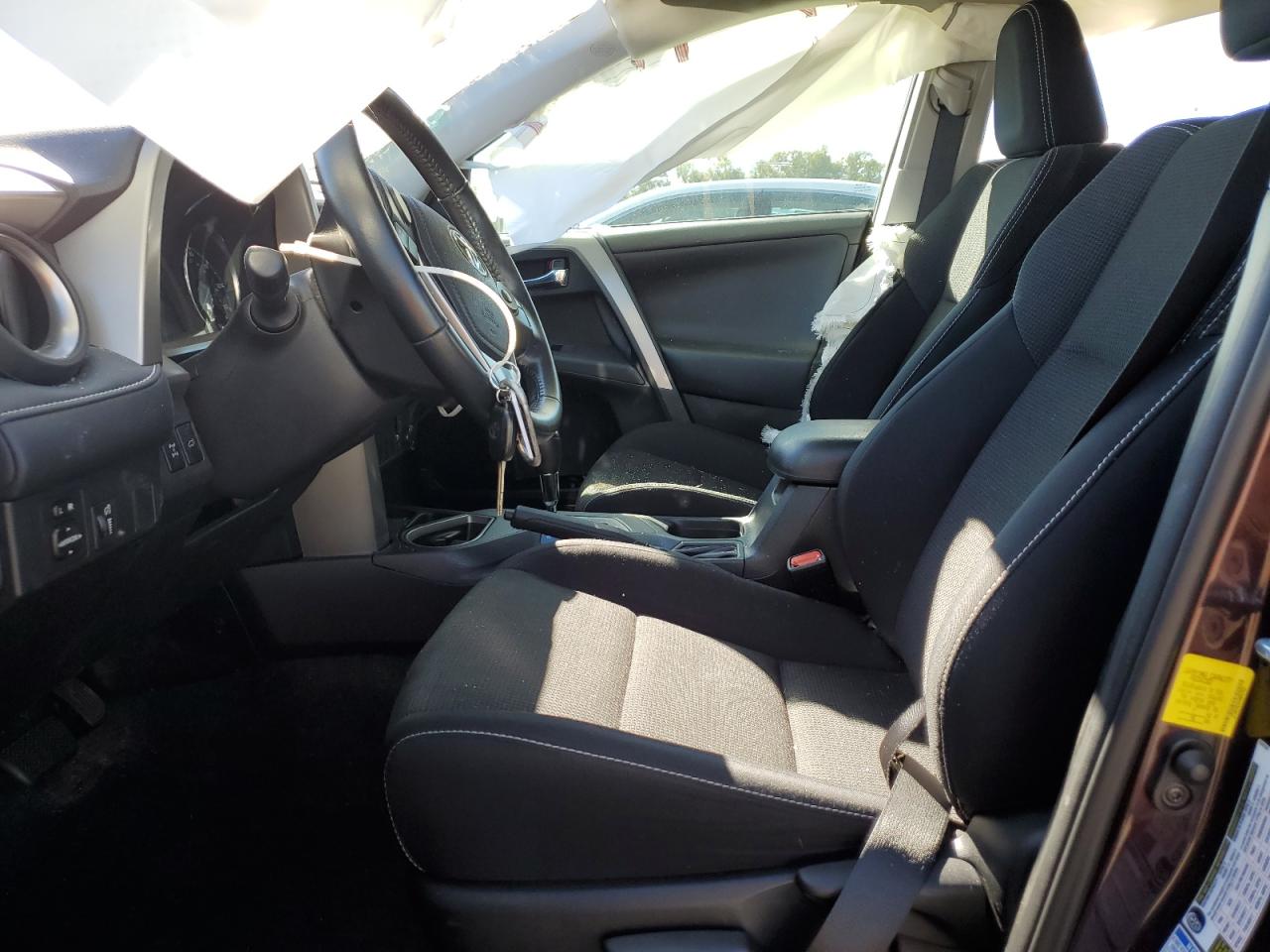 2016 Toyota Rav4 Xle VIN: 2T3RFREV0GW537522 Lot: 82352235