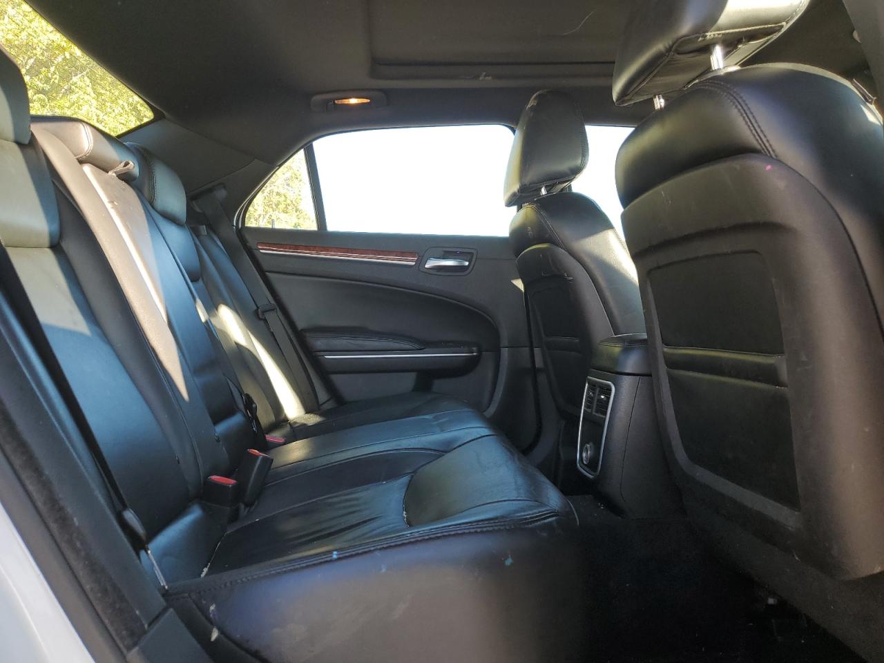 2012 Chrysler 300 Limited VIN: 2C3CCACGXCH307327 Lot: 82133095