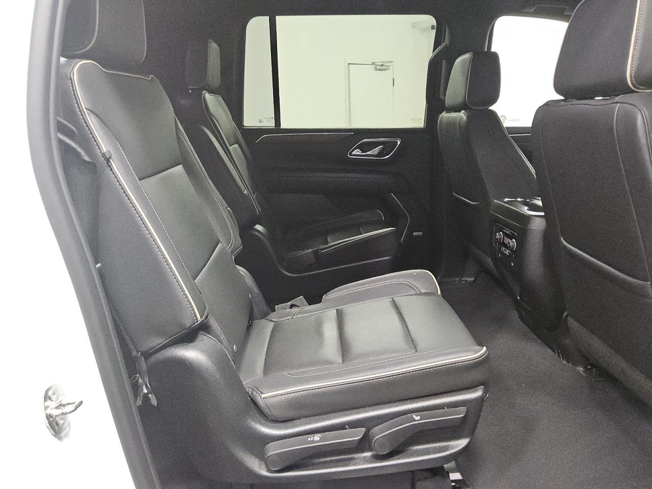 2023 Chevrolet Suburban K1500 Premier VIN: 1GNSKFKD9PR453567 Lot: 85273185
