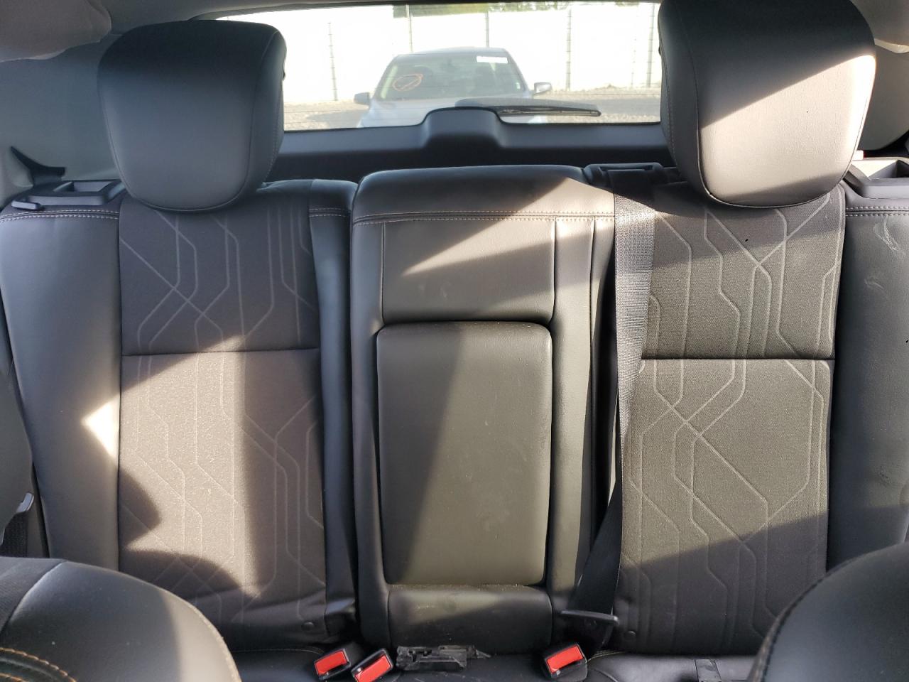 2018 Chevrolet Trax 1Lt VIN: 3GNCJLSB9JL370871 Lot: 81903655