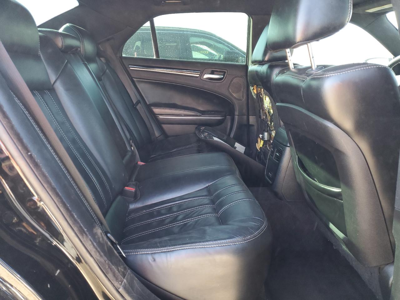 2017 Chrysler 300 S VIN: 2C3CCAGG0HH553465 Lot: 90721995