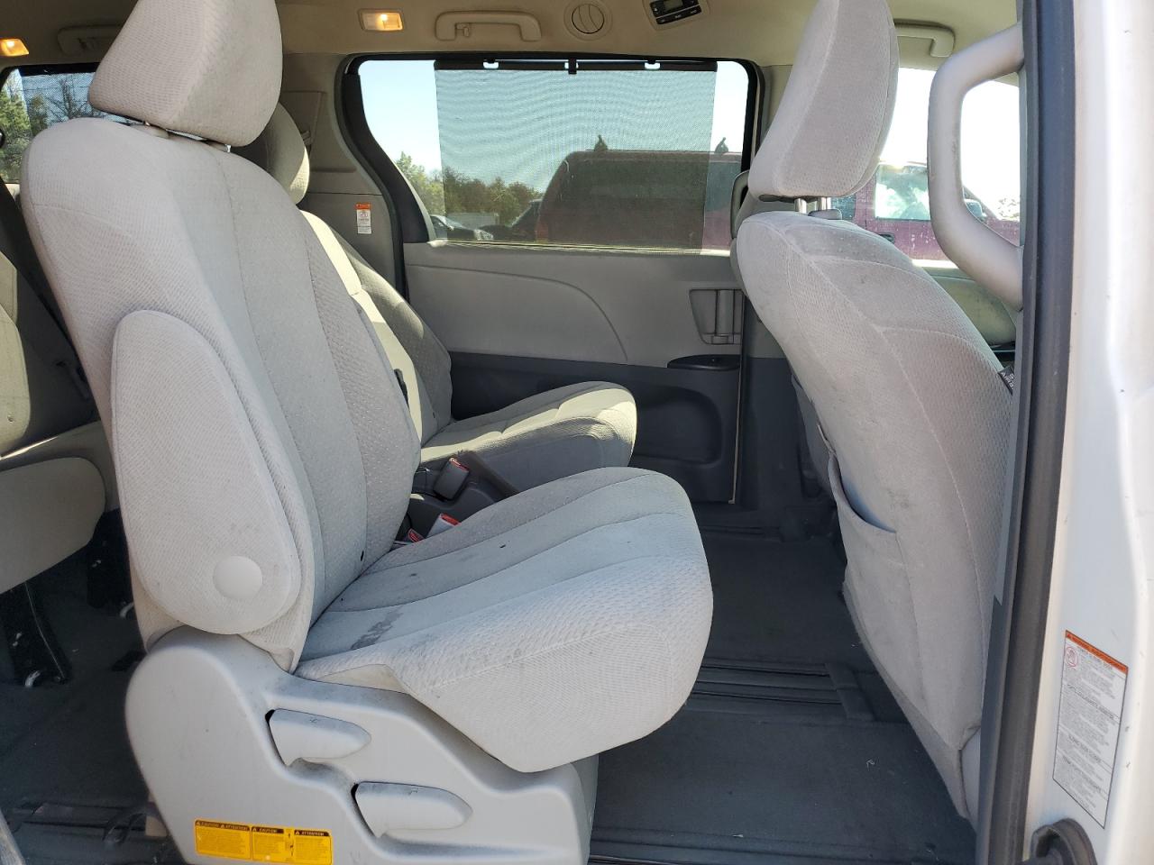 2017 Toyota Sienna Le VIN: 5TDKZ3DC7HS853105 Lot: 81829925