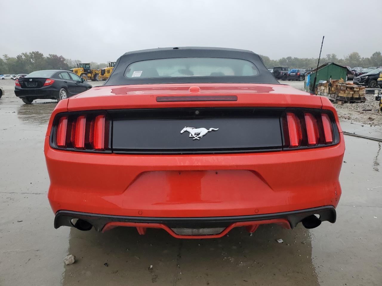 2017 Ford Mustang VIN: 1FATP8UH0H5322276 Lot: 90113645