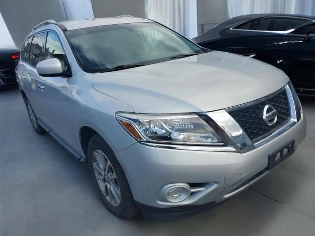 2016 Nissan Pathfinder S silver suv gas 5N1AR2MM4GC64869 photo #1