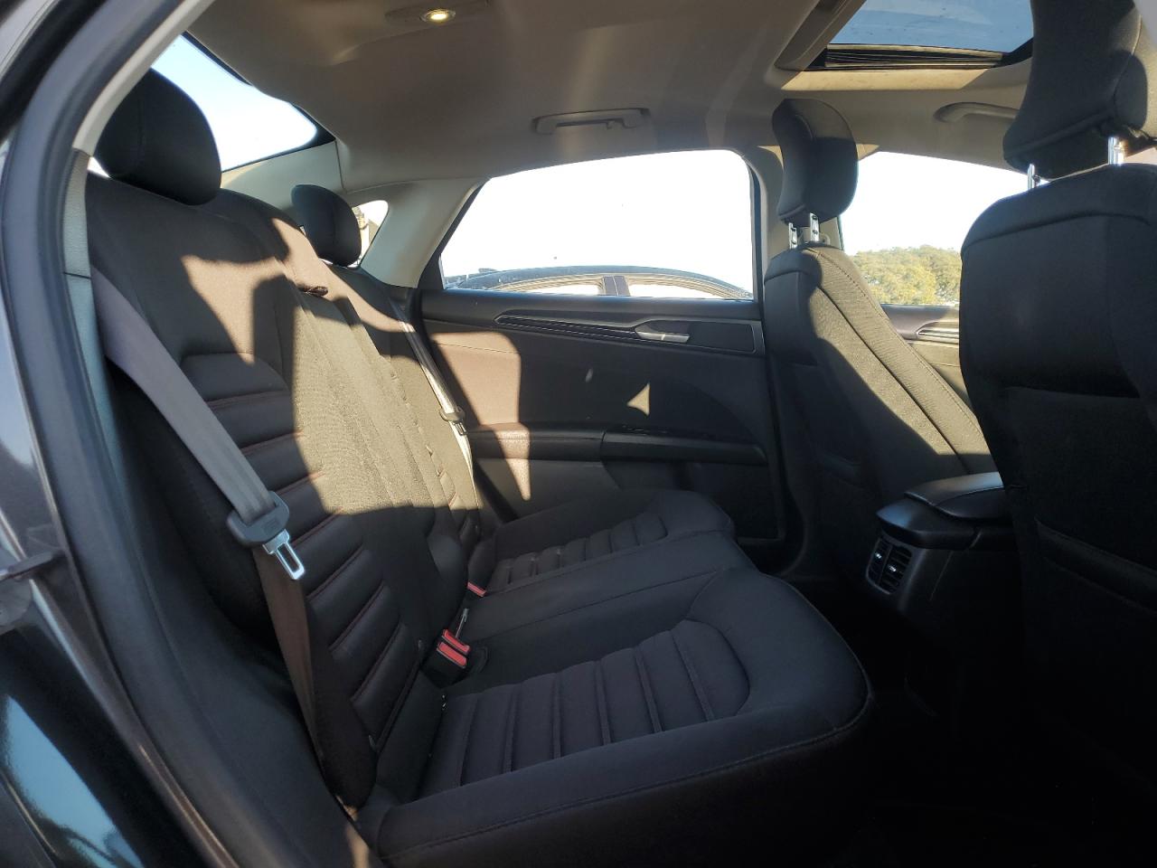 2016 Ford Fusion Se VIN: 3FA6P0T98GR121875 Lot: 86831635