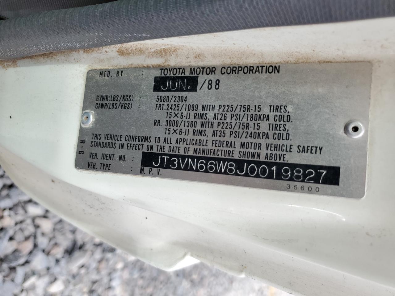 1988 Toyota 4Runner Vn66 Sr5 VIN: JT3VN66W8J0019827 Lot: 82001395